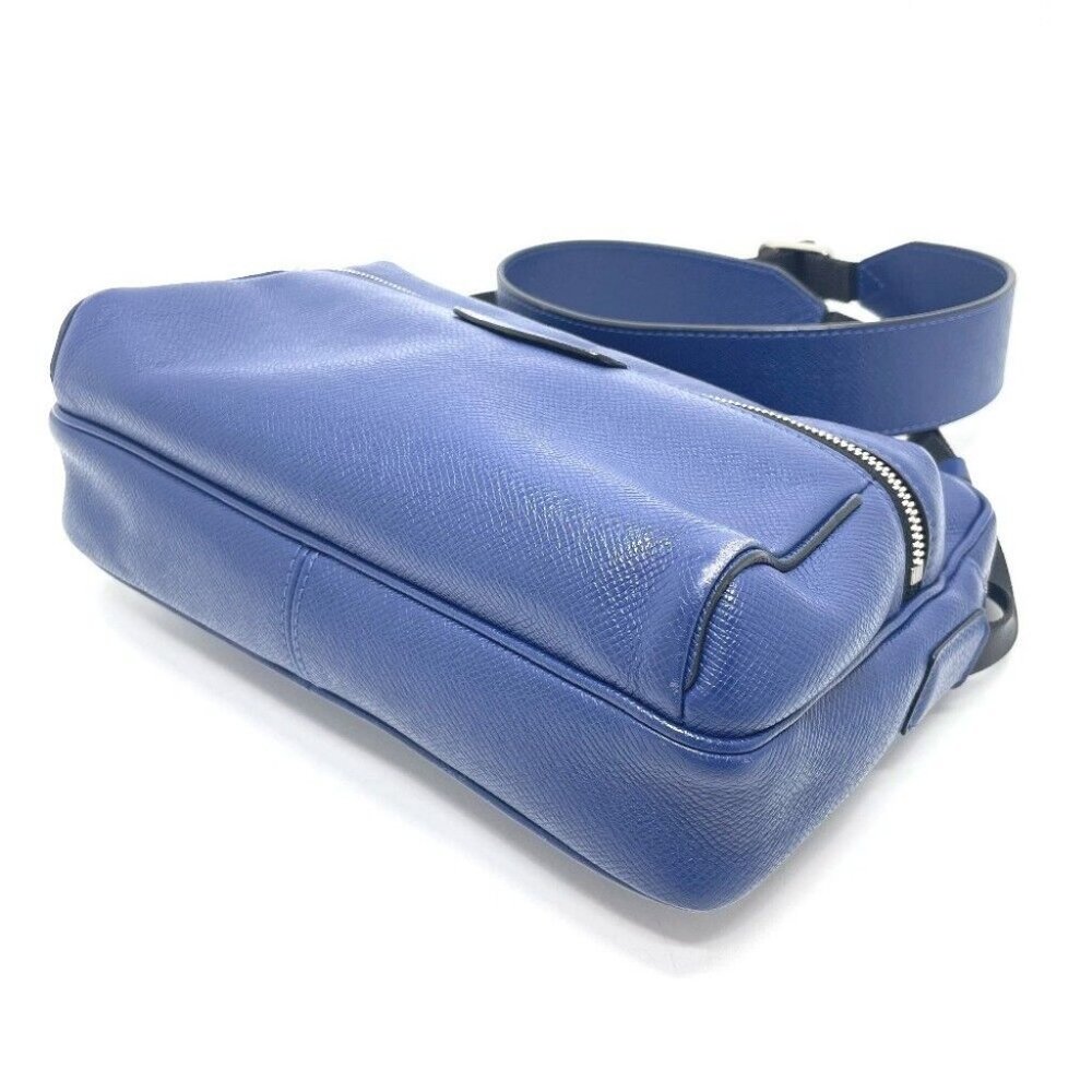 LOUIS VUITTON M33437 Taiga Outdoors Messenger Shoulder Bag TaigaLeather blue - Picture 5 of 11